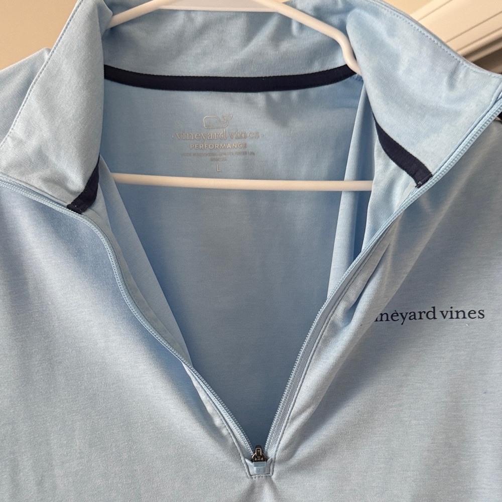Vineyard Vines Sky Blue Half-Zip Top Size Large